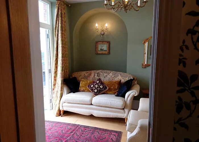 The Rector\'S Retreat At The Old Vicarage